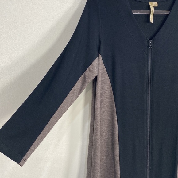 Comfy USA Modal Blouse Women's Small - Picture 5 of 9